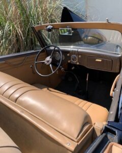 Intérieur FORD V8 Cabriolet 1935