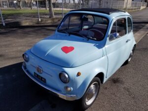 3/4 avant gauche FIAT 500