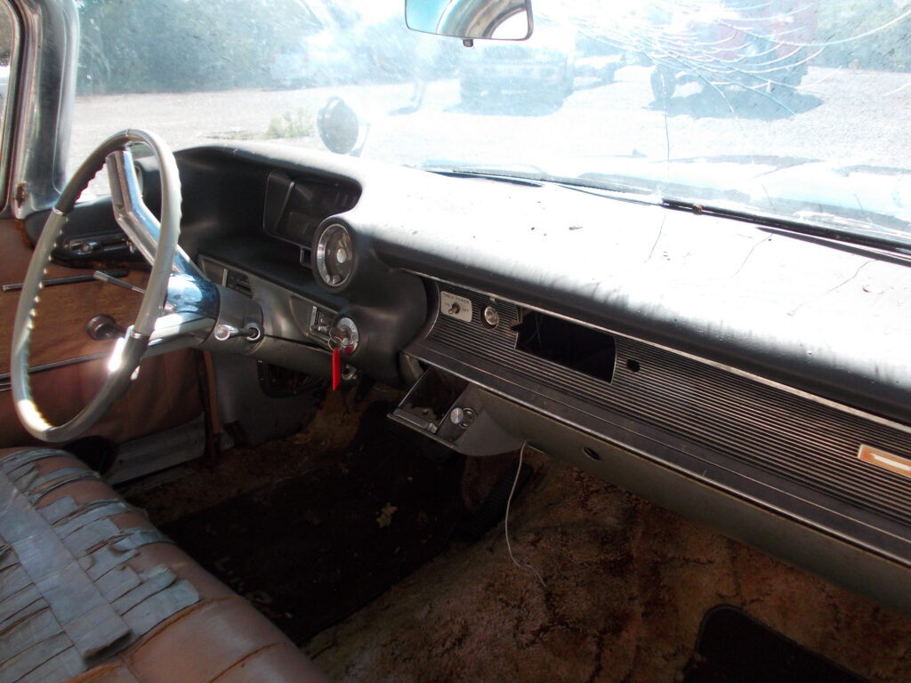 Intérieur avant CADILLAC Ambulance Pee Wee 1961
